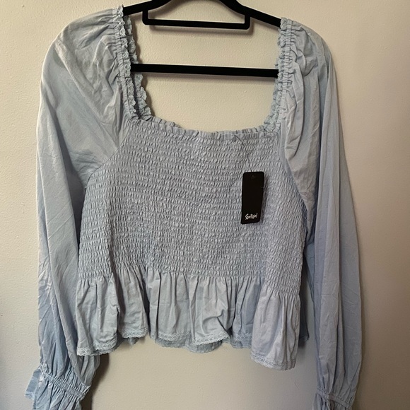 Blue ruffle puff sleeve crop top - Picture 2 of 4